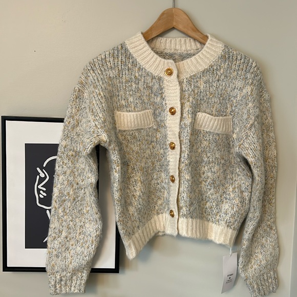 BNWT - M - button cardigan - Picture 2 of 4